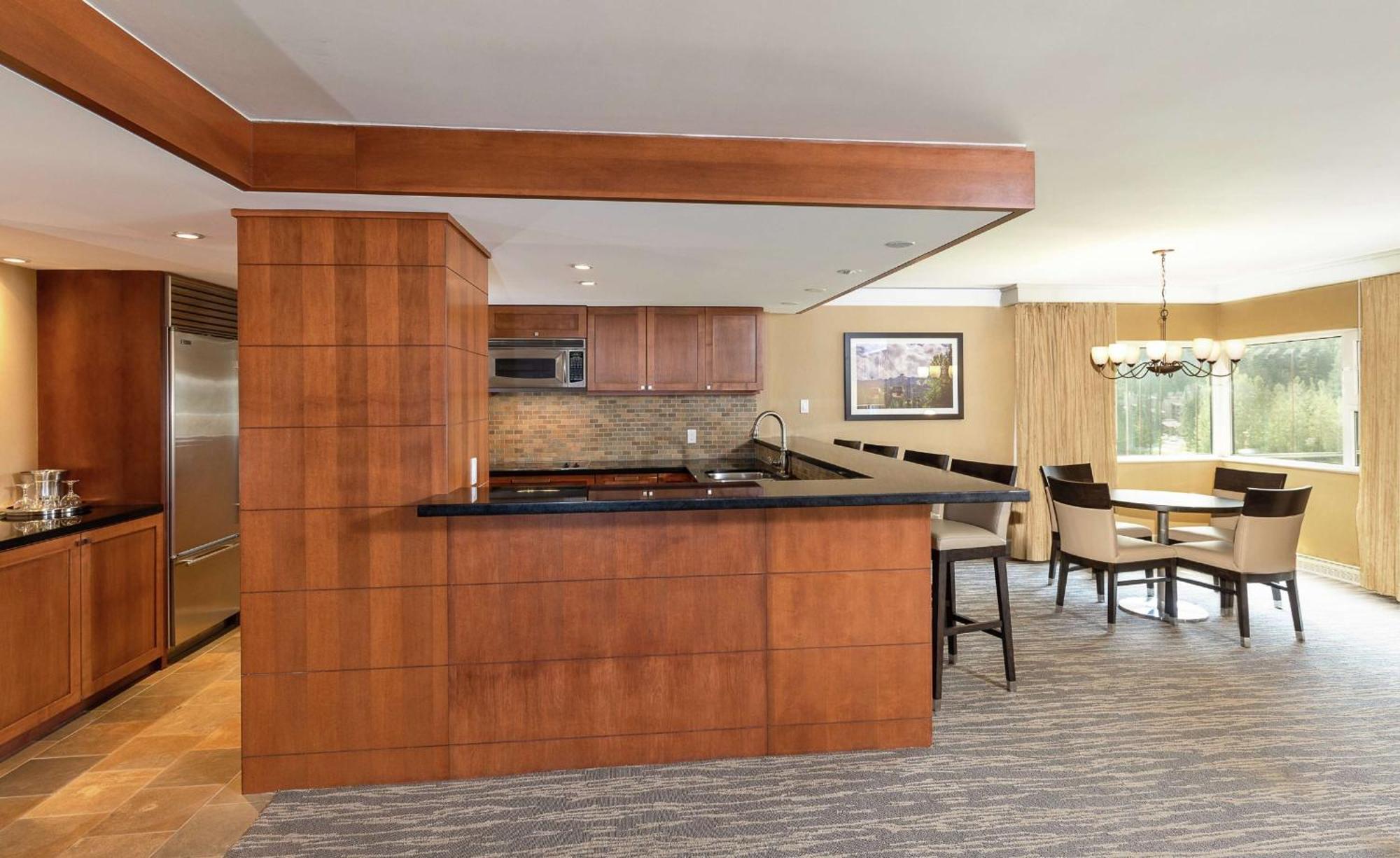 Hilton Whistler Resort & Spa Eksteriør bilde