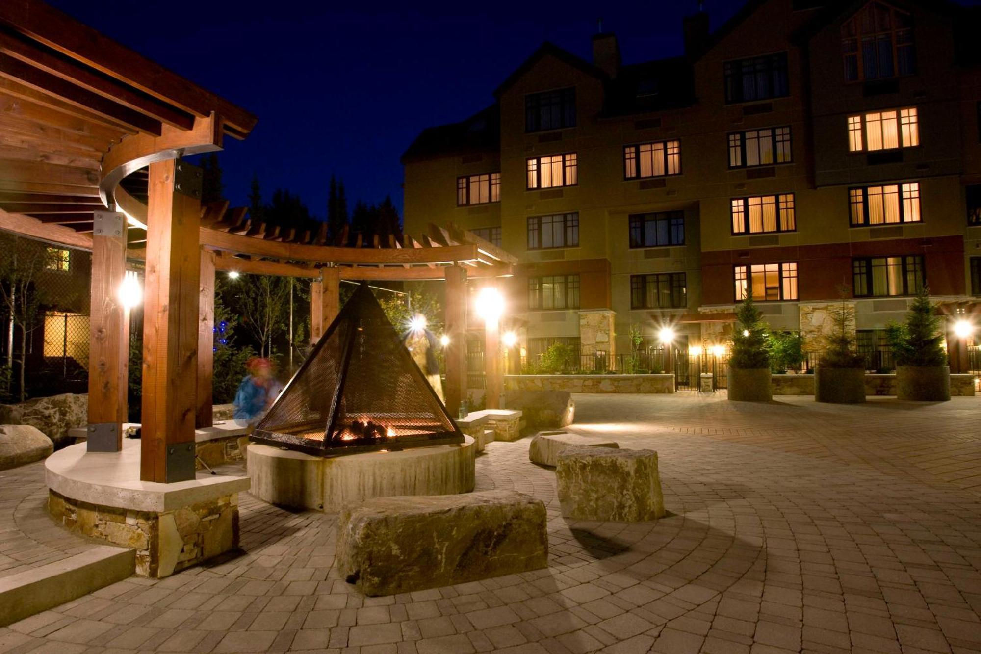 Hilton Whistler Resort & Spa Eksteriør bilde