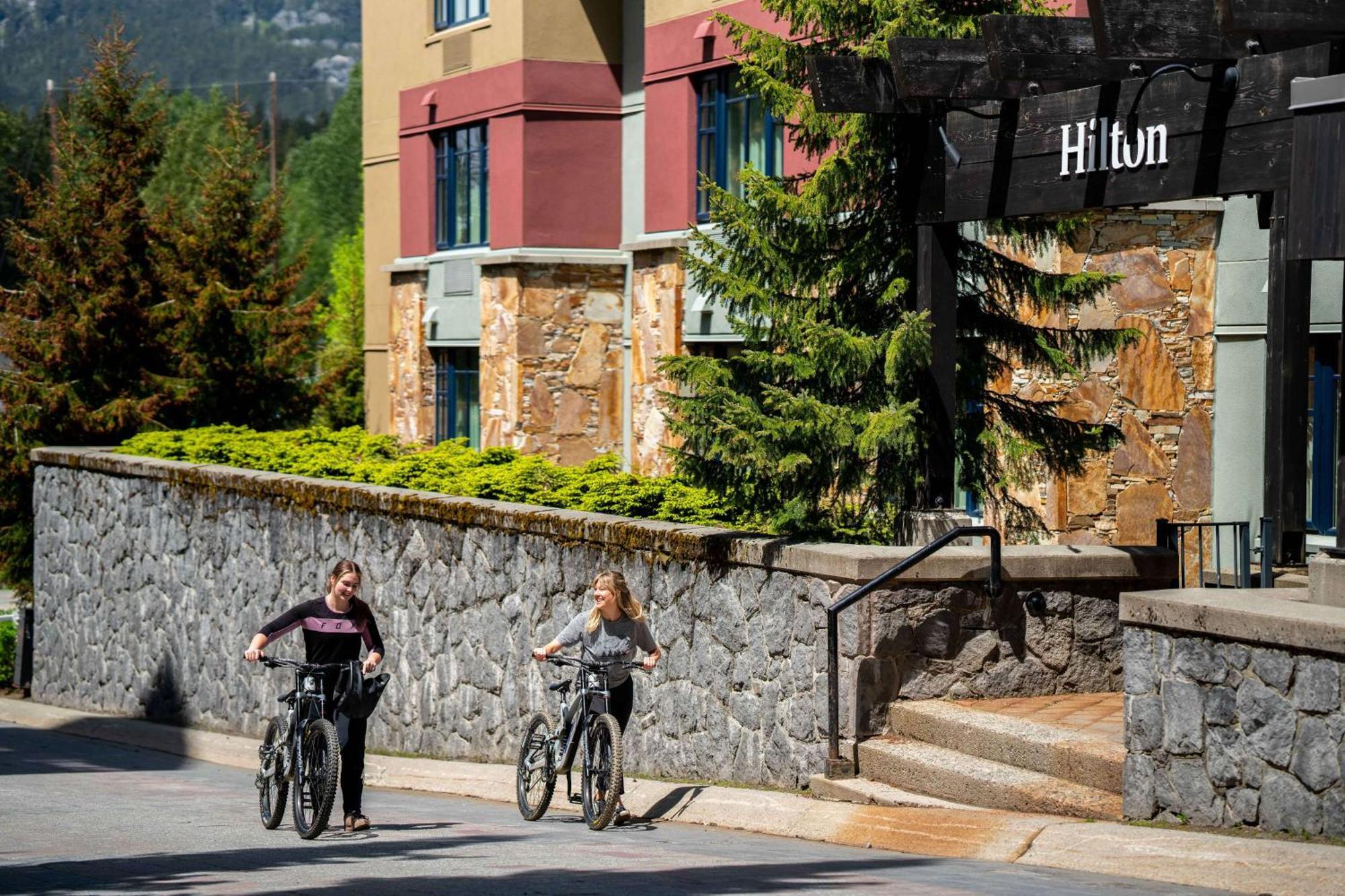 Hilton Whistler Resort & Spa Eksteriør bilde